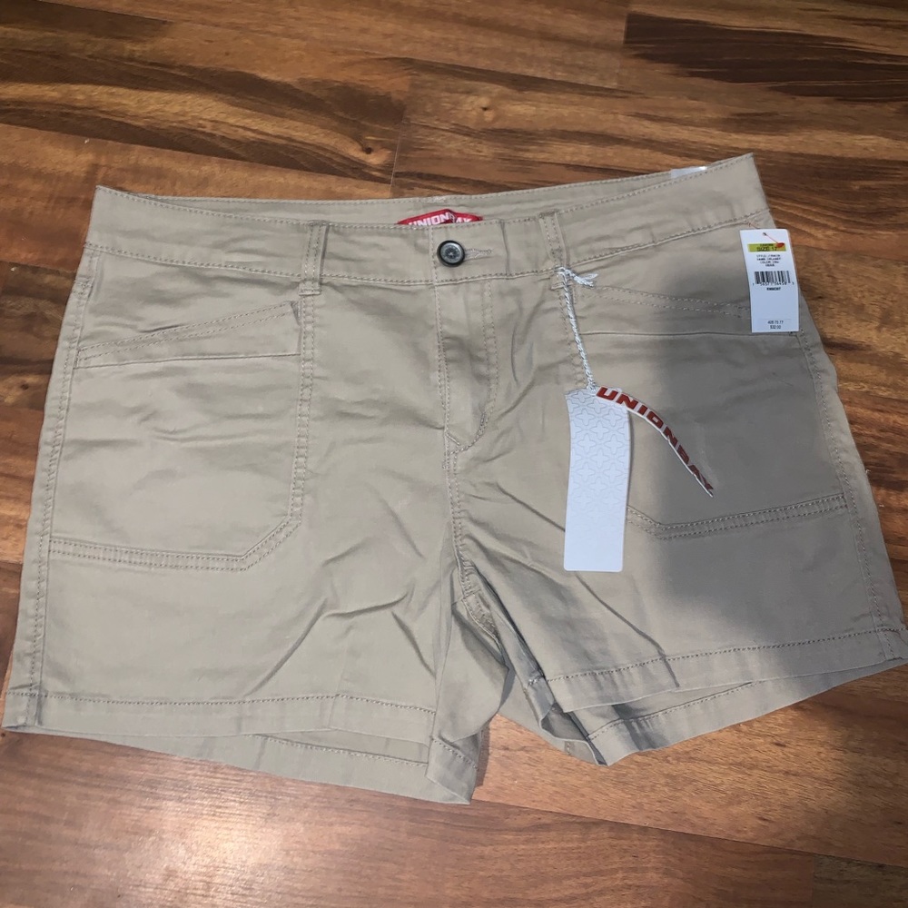 NWT size 17 union bay khaki shorts